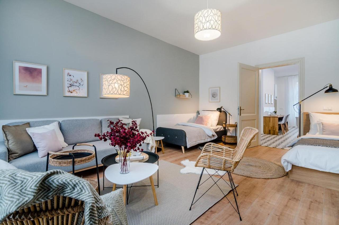 Apartment Royal By Michal&friends Prague